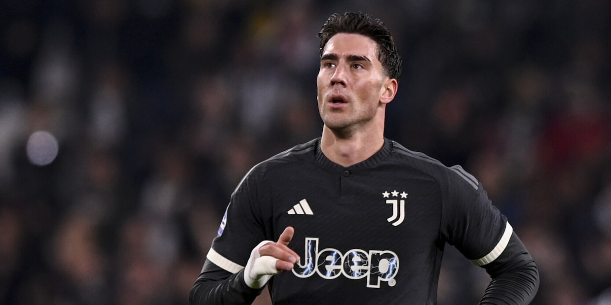 Juve, perché Vlahovic rischia di diventare un caso: il pericolo da evitare