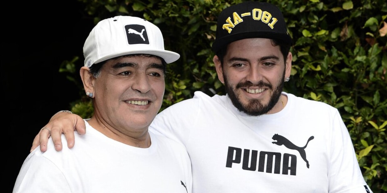 Maradona, il post del figlio per l'anniversario della morte è straziante