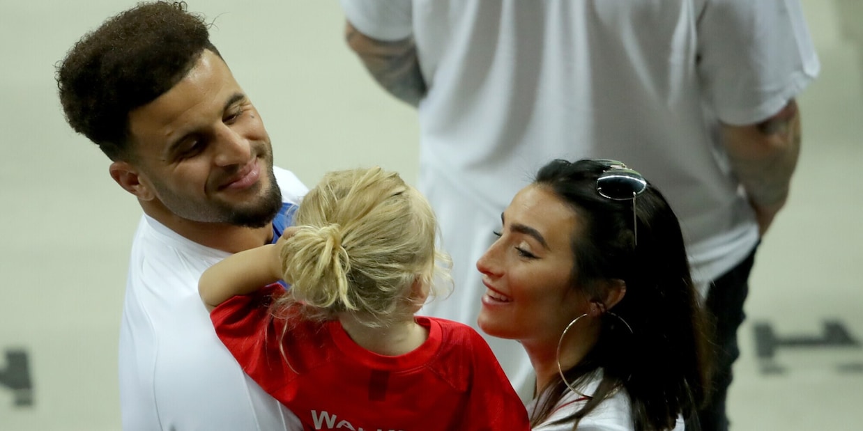 Walker si scusa con la moglie. Ma ha già messo incinta una modella