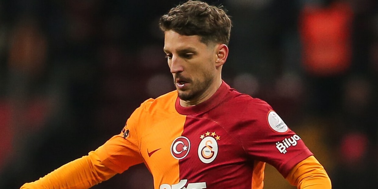 Mertens lascia il calcio? L'annuncio che spiazza i tifosi