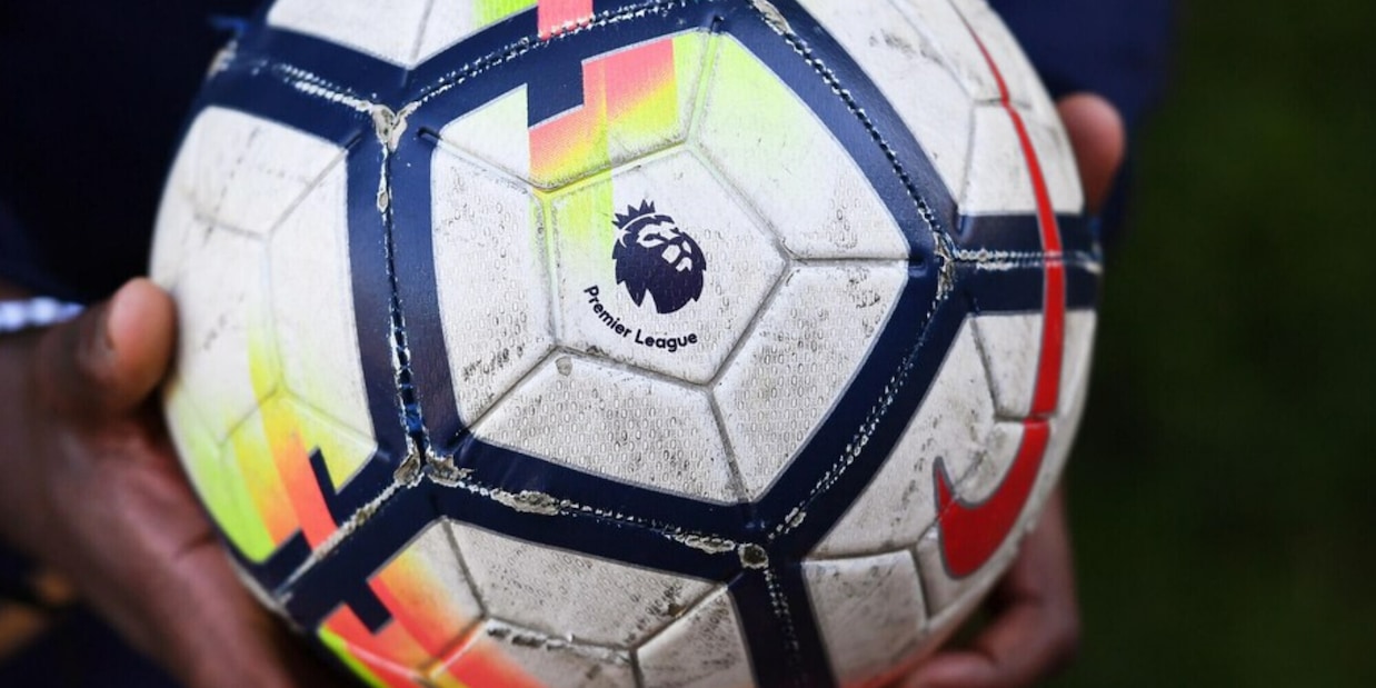 "Dipendenza da gas esilarante, stella della Premier League ricoverata"