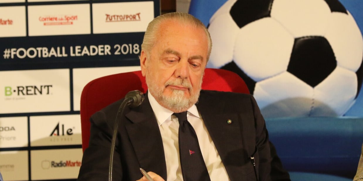 De Laurentiis progetta la rifondazione del Napoli. Con Conte o Italiano...