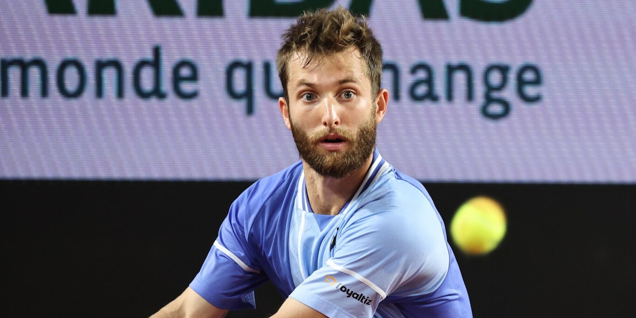 Chi è Moutet, l’avversario di Sinner agli ottavi di finale al Roland Garros