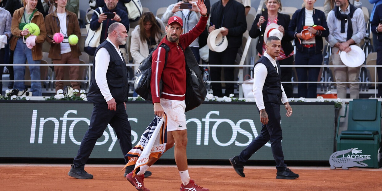 Djokovic non sta bene, potrebbe ritirarsi dal Roland Garros: la frase che allarma i suoi tifosi