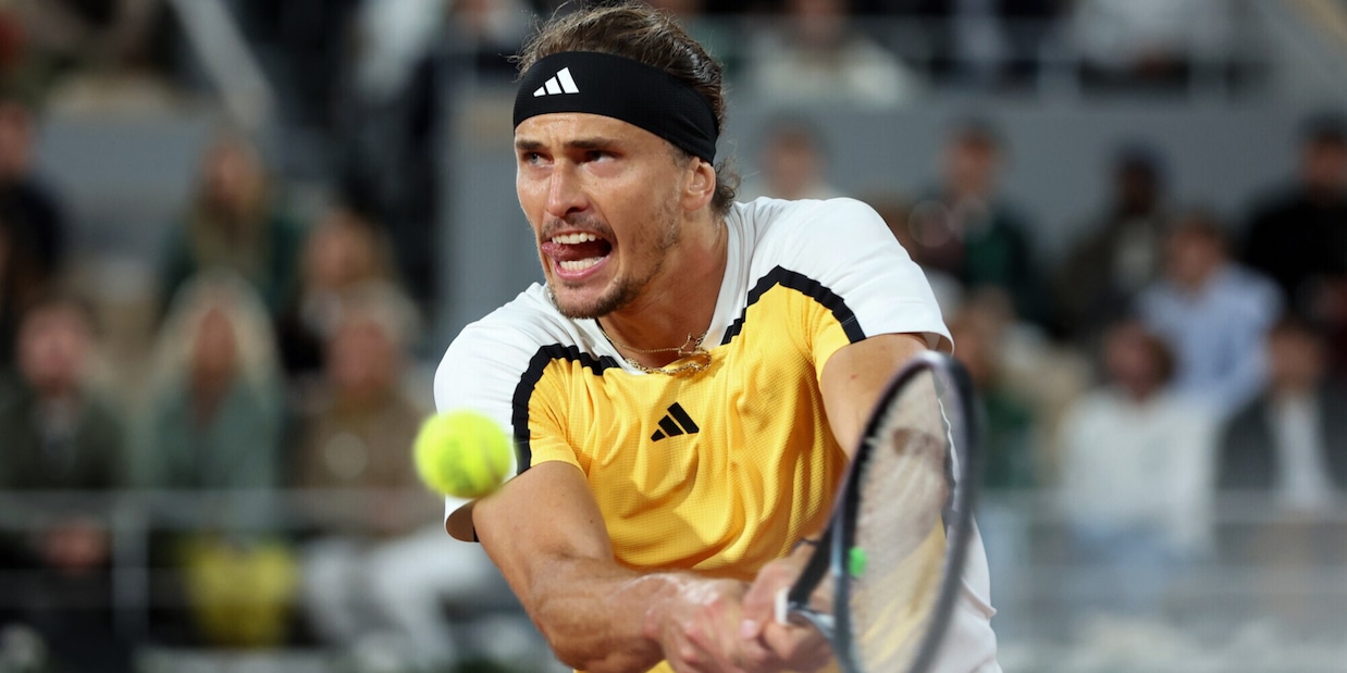 Roland Garros, Zverev vola in semifinale: De Minaur ko in tre set