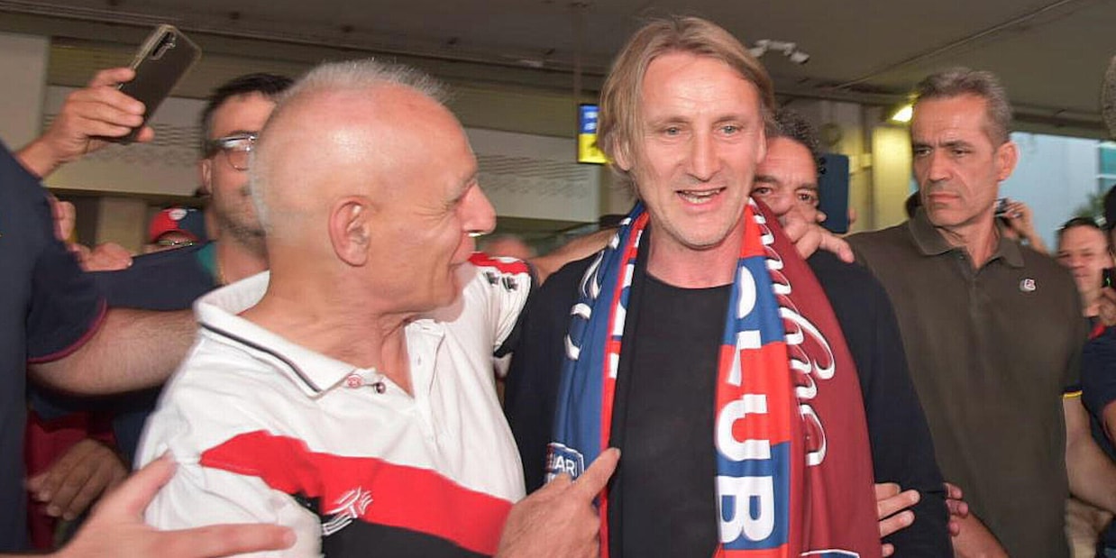 Cagliari, Davide Nicola è sbarcato in Sardegna: nelle prossime ore il primo allenamento