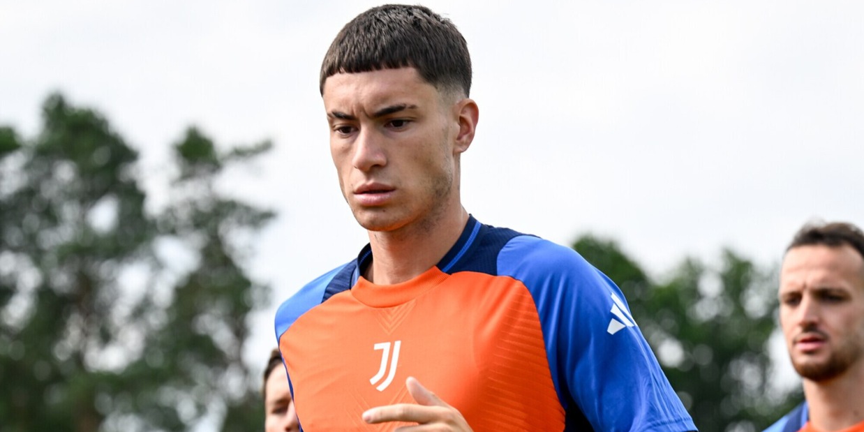 Roma, l'offerta per Soulé è scaduta. La Juve è con le spalle al muro Roma, l'offerta per Soulé è scaduta. La Juve è con le spalle al muro