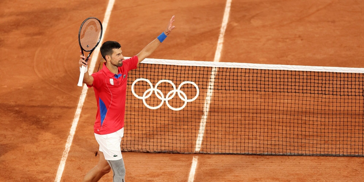 Bufera Djokovic: "Perché al posto di Sinner non poteva esserci Berrettini?"