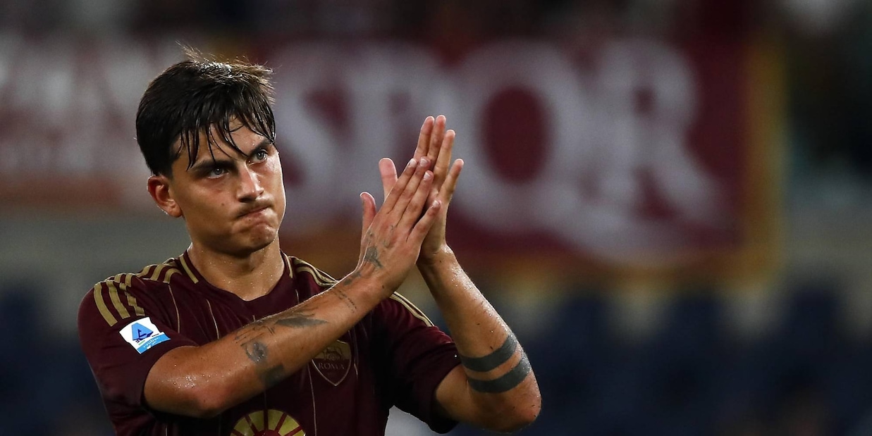 Dybala: "La Roma, De Rossi e gli arabi: tutta la verità". E scatta l'applauso Dybala: "La Roma, De Rossi e gli arabi: tutta la verità". E scatta l'applauso