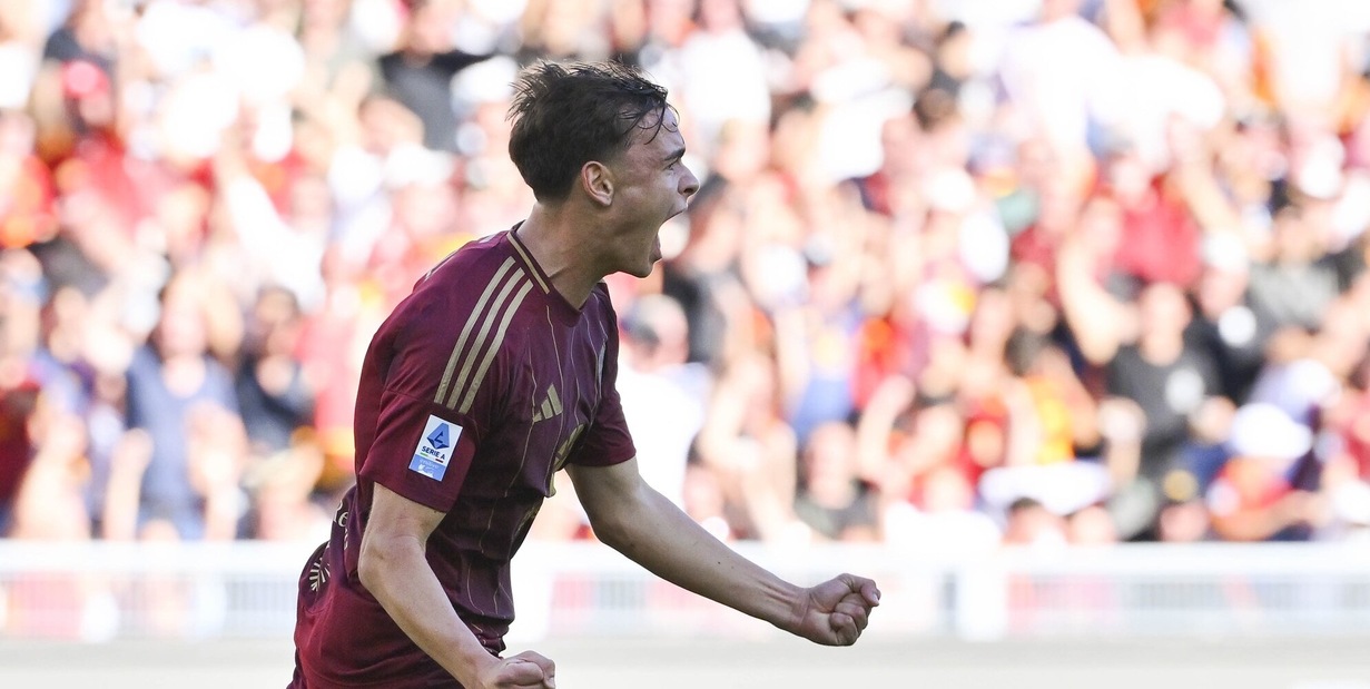 Pisilli, ovazione per il bambino che ha fatto piangere Mourinho e stregato De Rossi