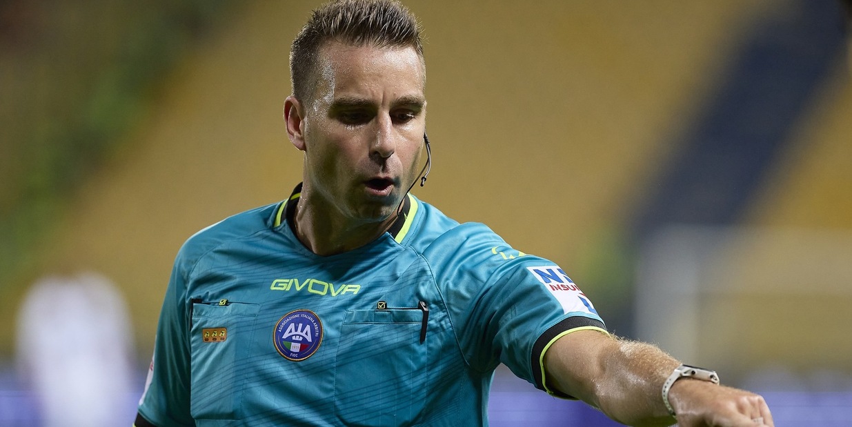 Malore sugli spalti, interrotta Udinese-Torino per permettere i soccorsi