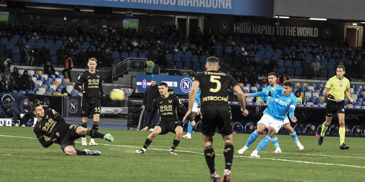 Napoli, Di Lorenzo e Anguissa stendono il Verona: Conte a +4 sull'Inter