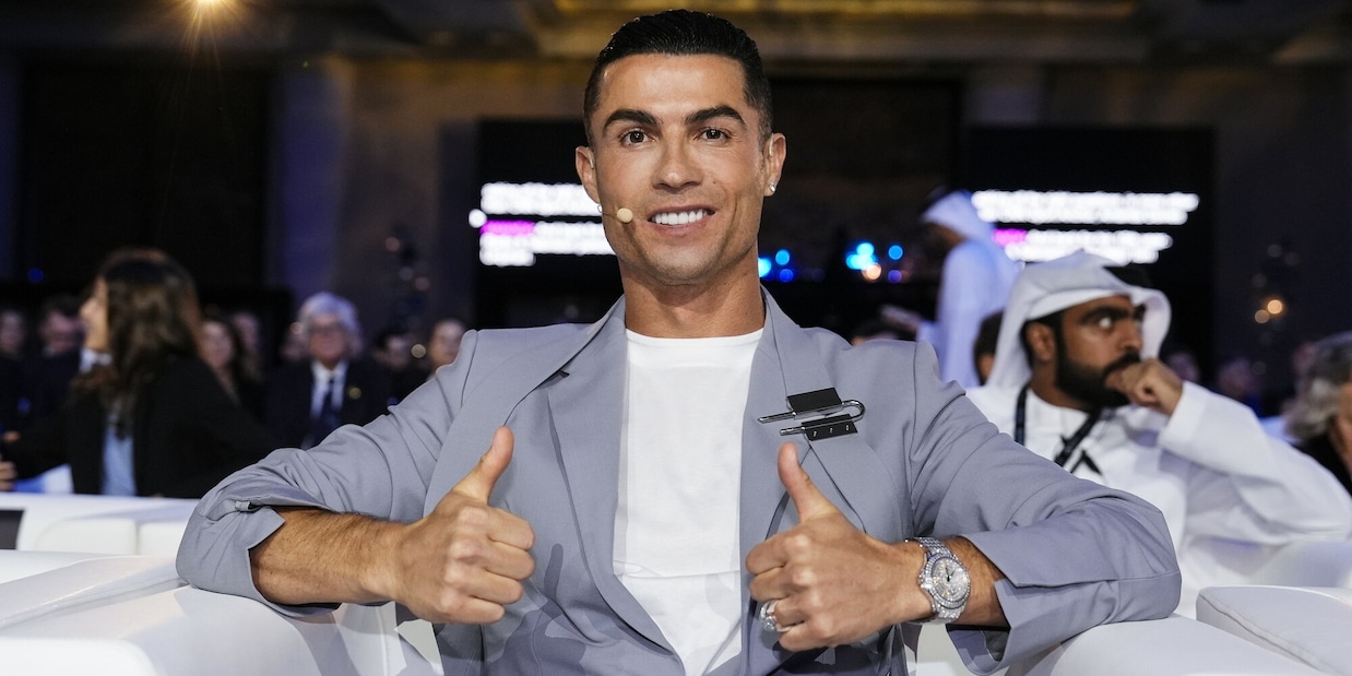A Madrid diventa virale la pizza di Cristiano Ronaldo: dove si trova e quanto costa
