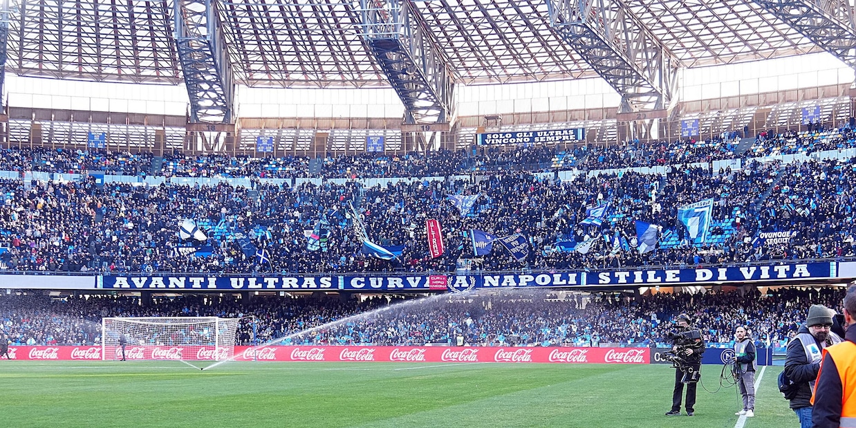 Napoli, febbre Juve: Maradona già sold out 