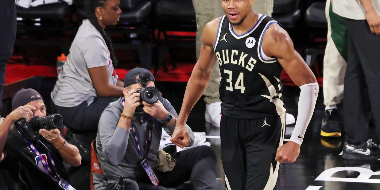 Nba, trionfo Clippers nel derby e Oklahoma dominante a Ovest: tutti i risultati