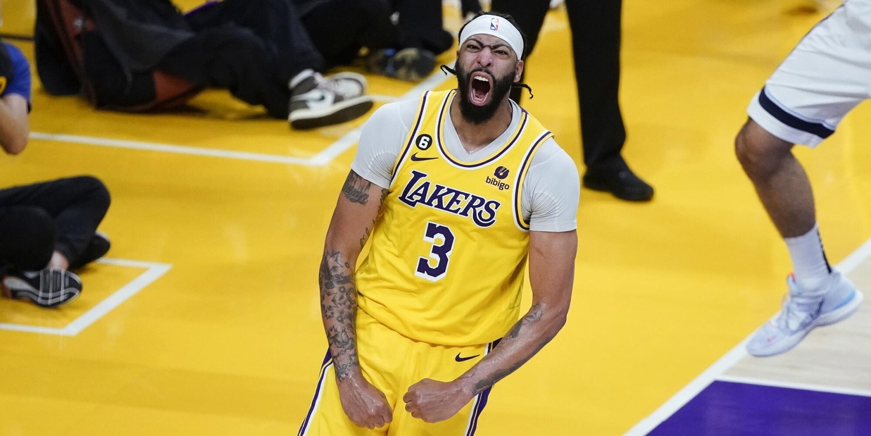 Nba, Cleveland torna a vincere: Detroit ko. Davis trascina i Lakers, Houston piega Boston