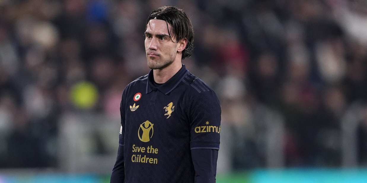 Juve, Vlahovic può partire. Ora manca un difensore 
