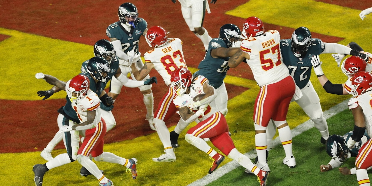 Ecco chi vincerà il Super Bowl: Kansas City Chiefs o Philadelphia Eagles, la previsione del computer 
