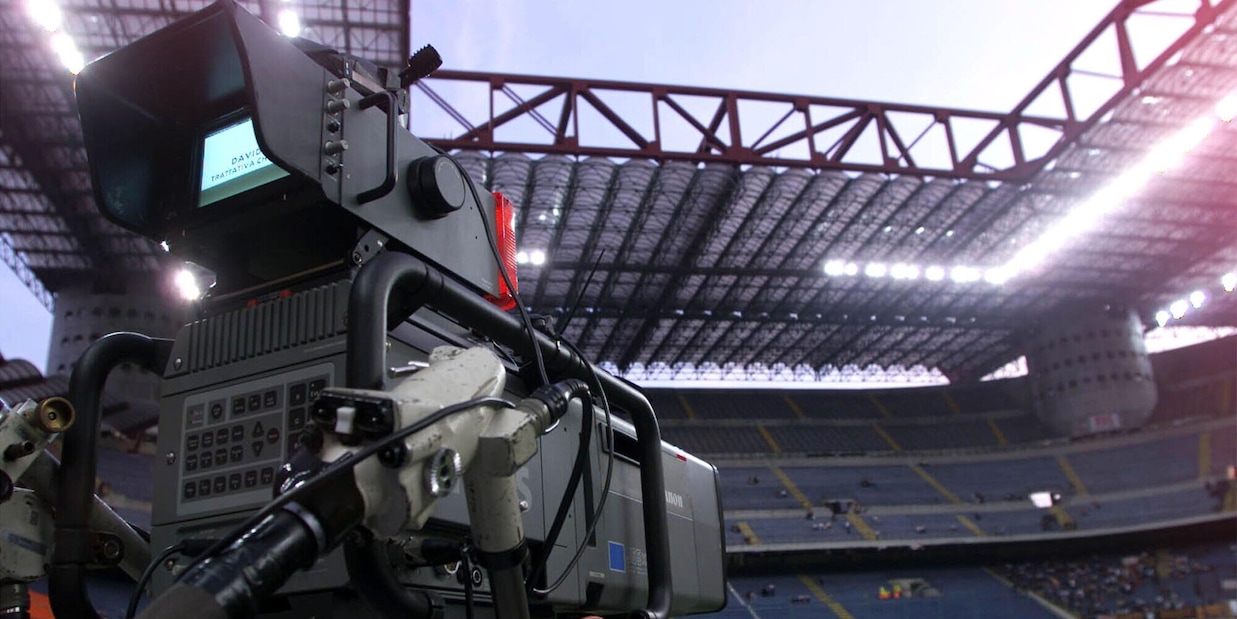 Calcio in tv, se è saggio tornare indietro