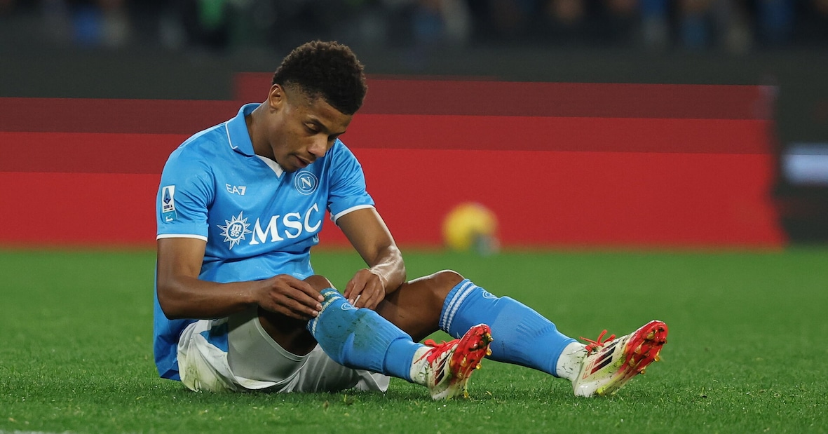 Infortunio Neres: le sue condizioni e quanto starà fuori. Chi giocherà al suo posto nel Napoli
