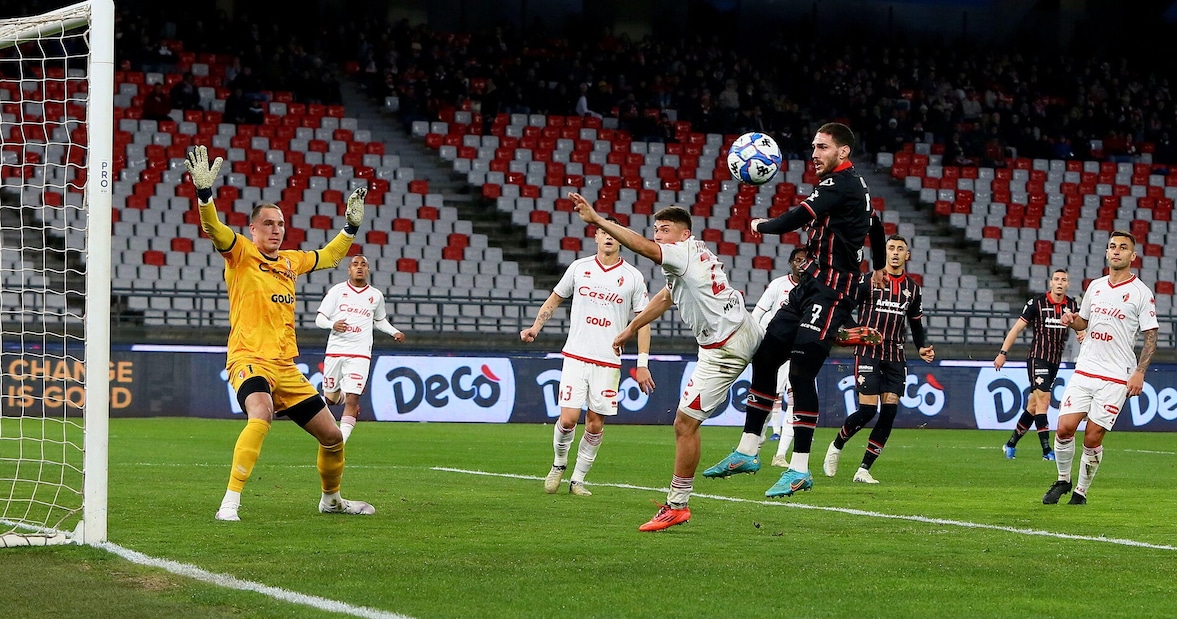 Serie B, vincono Sassuolo e Carrarese. Sampdoria ko, il Bari pareggia in extremis