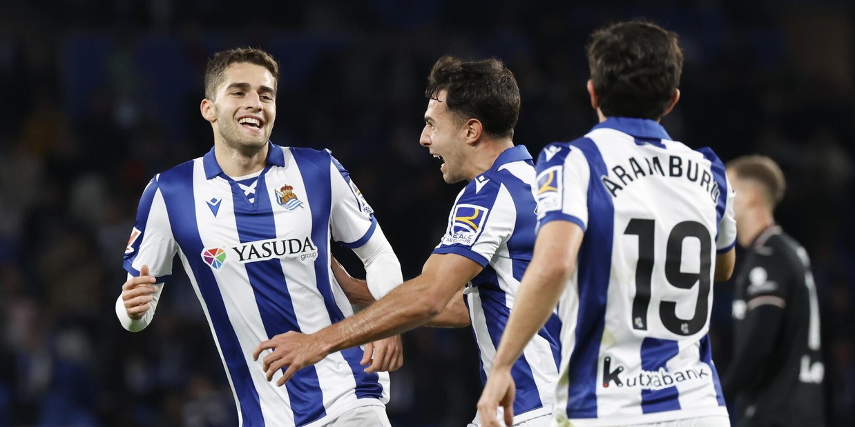 Liga, colpo esterno del Betis: decide una doppietta di Isco
