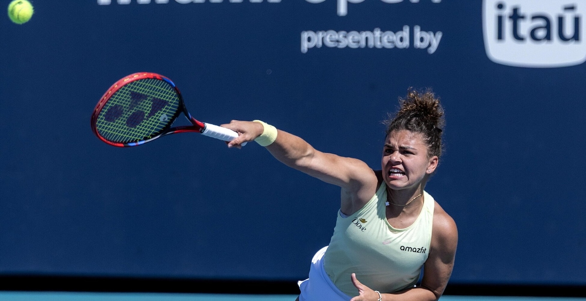 WTA Miami, Paolini si qualifica agli ottavi: Jabeur costretta al ritiro nel primo set