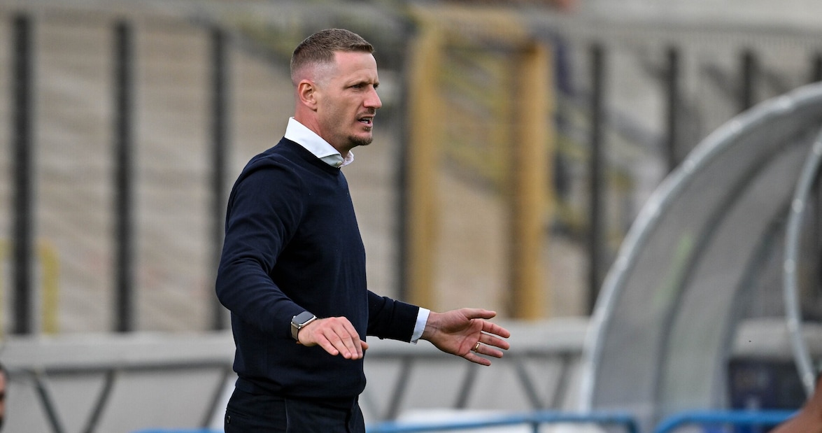 Clamoroso alla Ternana: cacciato Abate, ma la squadra convince il presidente a riprenderlo