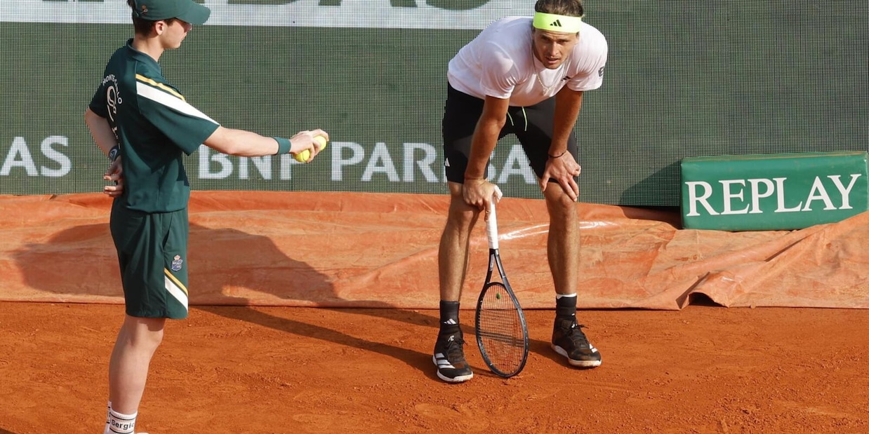 Zverev si infuria e chiede di cacciare uno spettatore: "Ci sono sempre uno o due idioti sugli spalti..."