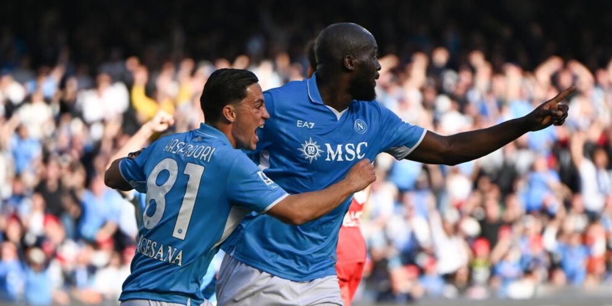 Lukaku-Raspadori: le due facce del Napoli da scudetto Lukaku-Raspadori: le due facce del Napoli da scudetto