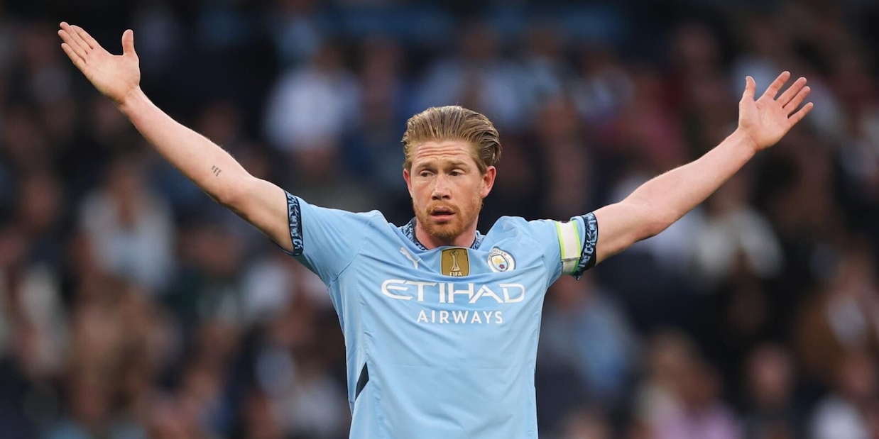 Il Napoli può davvero prendere De Bruyne? Tutti i motivi per crederci e la questione casa