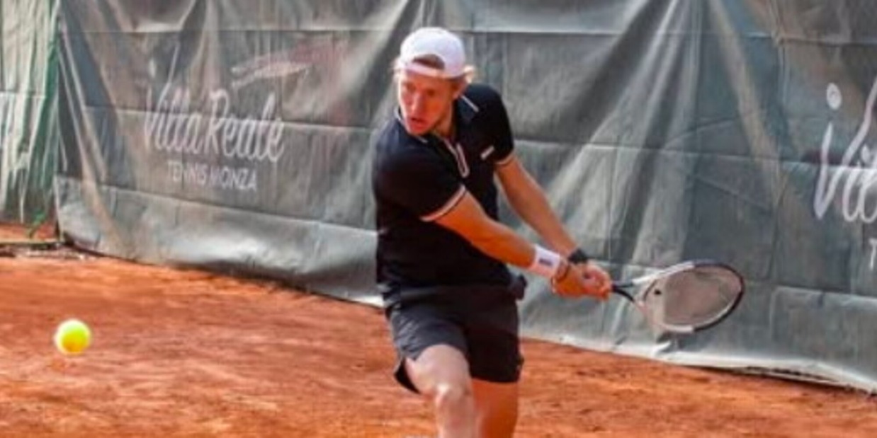 Sorpresa Berrettini, il fratello Jacopo si allena con Sinner: "Non è umano. E su Matteo..." Sorpresa Berrettini, il fratello Jacopo si allena con Sinner: "Non è umano. E su Matteo..."