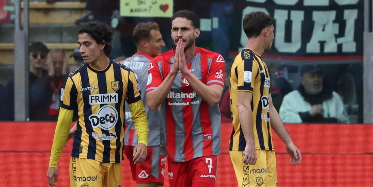 Come finisce Juve Stabia-Cremonese? Le quote della sfida del "Menti"