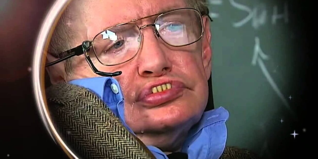 La spaventosa perfezione delle previsioni sul 2025 che Stephen Hawking fece 30 anni fa: tutte (o quasi) avverate…