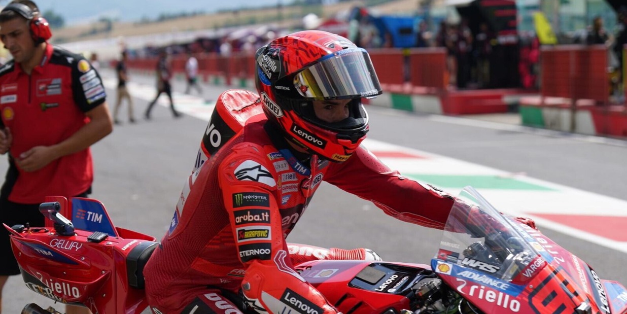 Gp del Mugello, pole position e record della pista per Marc Marquez: Bagnaia secondo Gp del Mugello, pole position e record della pista per Marc Marquez: Bagnaia secondo