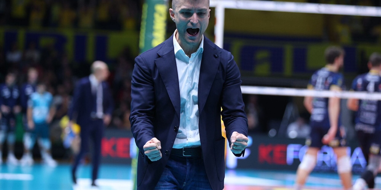 Volley Mercato: Francesco Petrella nuovo coach della neo nata Lupi Siena Volley Mercato: Francesco Petrella nuovo coach della neo nata Lupi Siena