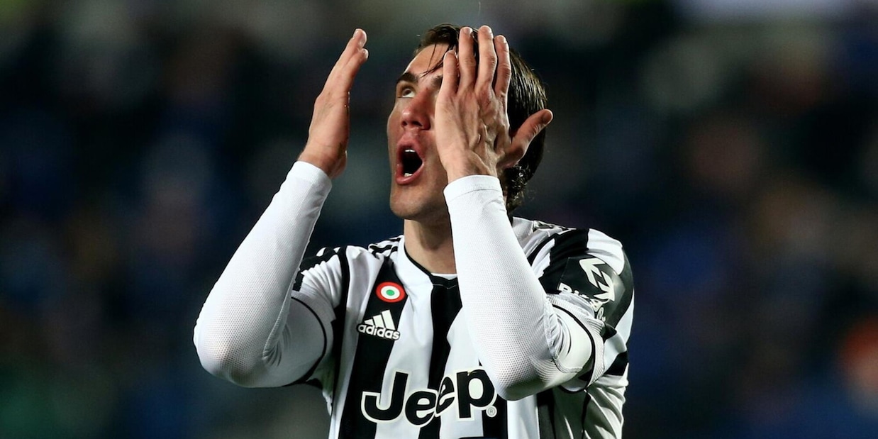 Juve, i tormenti di Vlahovic il separato in casa