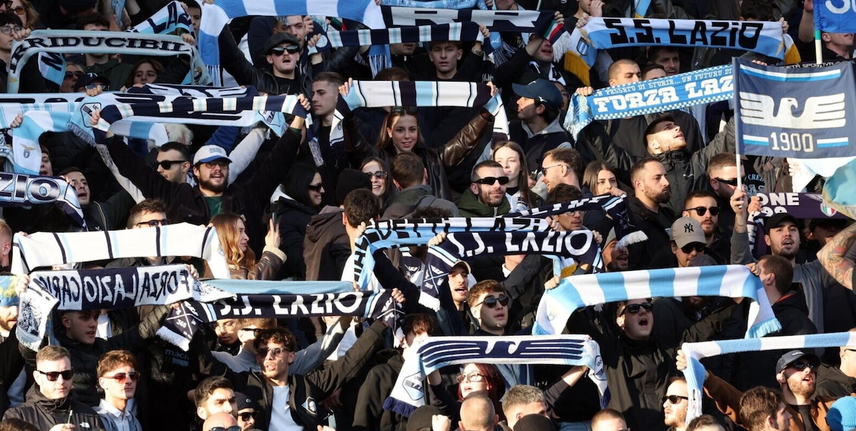 Campagna abbonamenti Lazio: chiusa la prelazione, ecco il dato raggiunto
Campagna abbonamenti Lazio: chiusa la prelazione, ecco il dato raggiunto