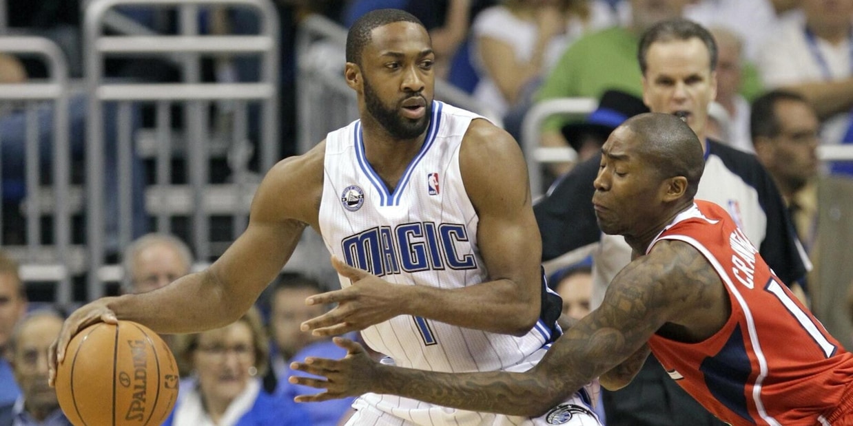Gilbert Arenas nei guai: l'ex stella NBA arrestato per colpa di poker illegali
Gilbert Arenas nei guai: l'ex stella NBA arrestato per colpa di poker illegali