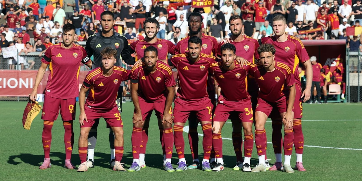 Roma, svolta storica sullo sponsor: comparirà durante la tournée Roma, svolta storica sullo sponsor: comparirà durante la tournée