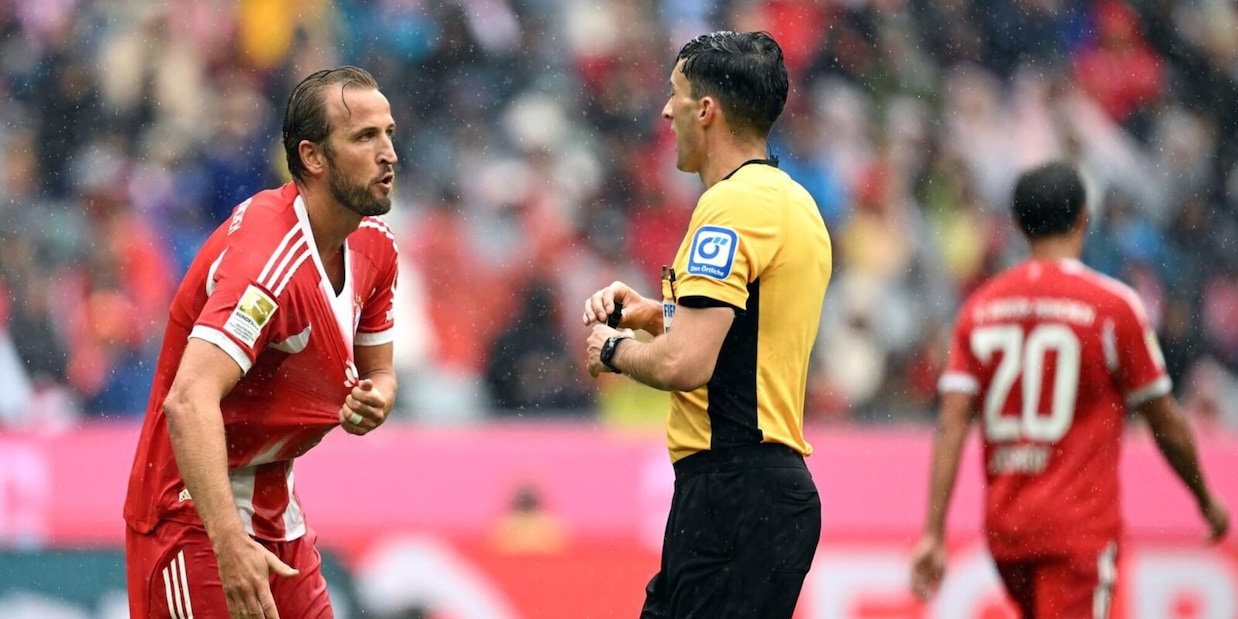 Bundesliga, maxi multa al Bayern Monaco per un ritardo ridicolissimo: cos'è successo