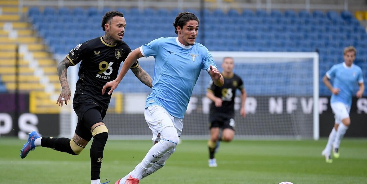 La Lazio batte il Burnley: decide Cancellieri, Zaccagni sbaglia un rigore