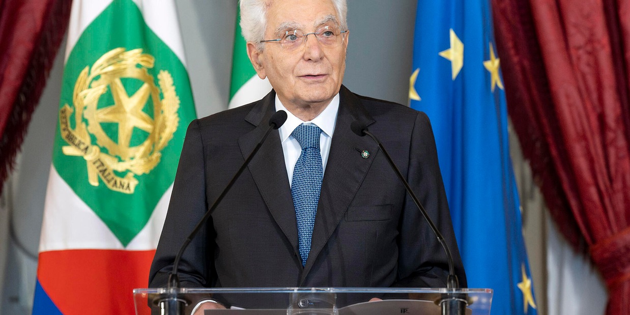 
            
            Mattarella,rivedere significato alfabetizzazione in era digitale
          