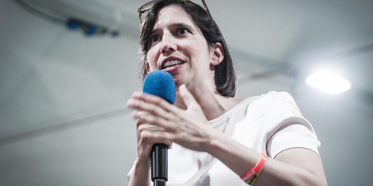 
            
            Schlein agli alleati, non perdiamo tempo in competizioni
          