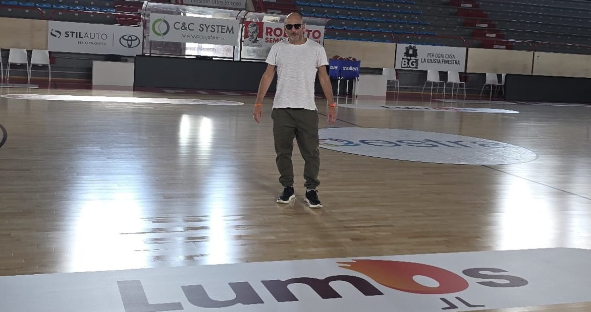 Pistoia Basket, per l'esordio gli spalti si colorano