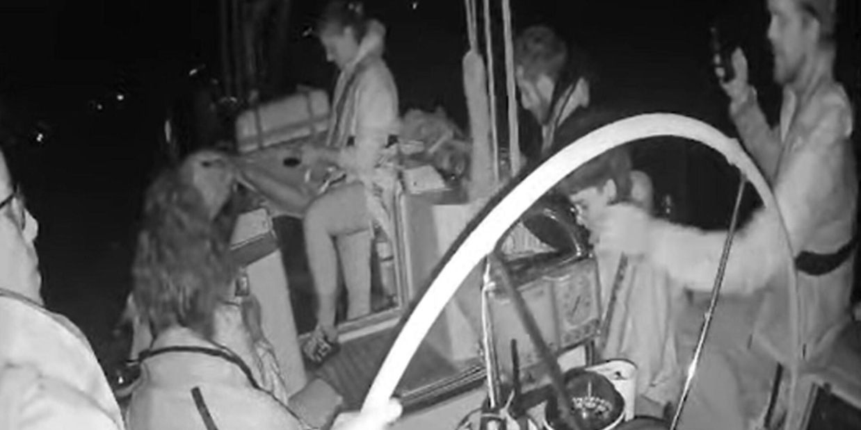 
            
            Flotilla, forze israeliane sull'Alma, equipaggio fermato
          