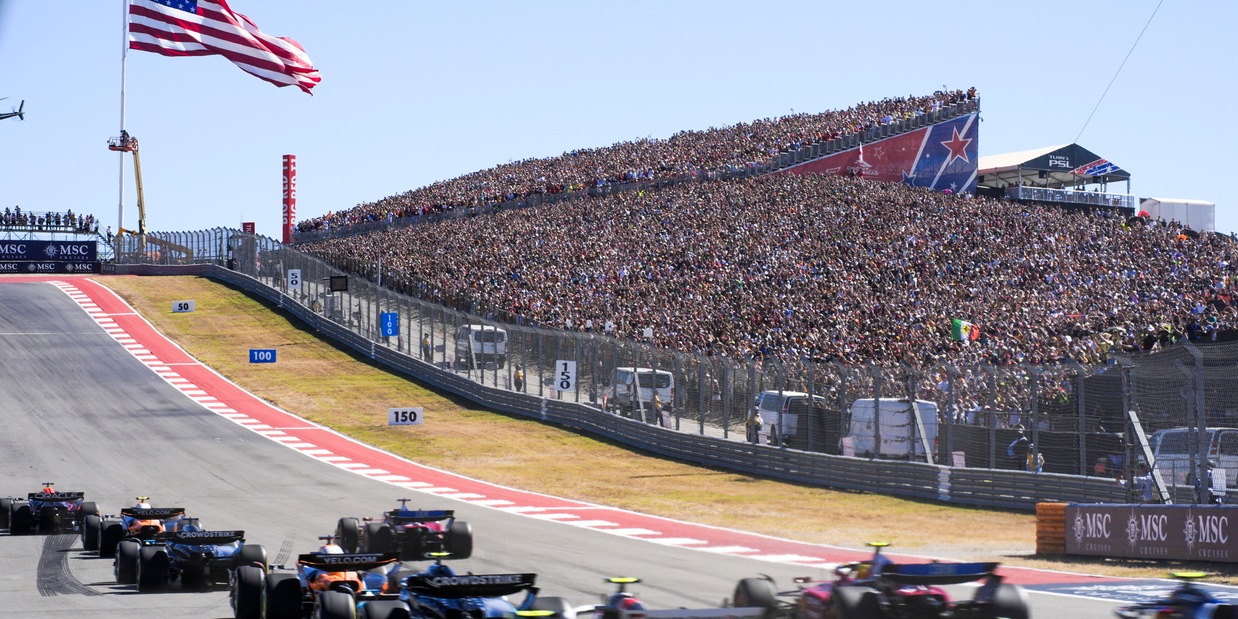 
            
            Gp Usa: Verstappen trionfa ad Austin, terzo Leclerc
          