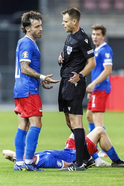 
            
            Conference League, israeliano Frid per Rapid Vienna-Fiorentina
          