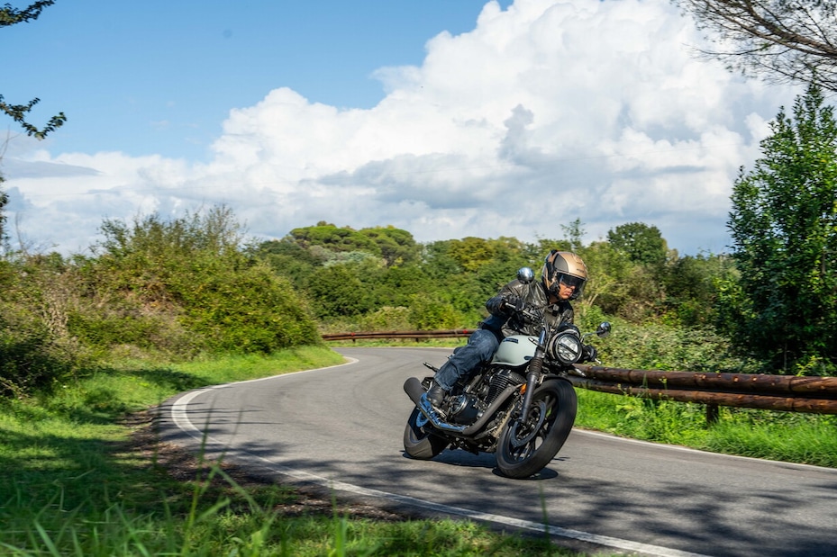 Honda GB350S: le foto della prova