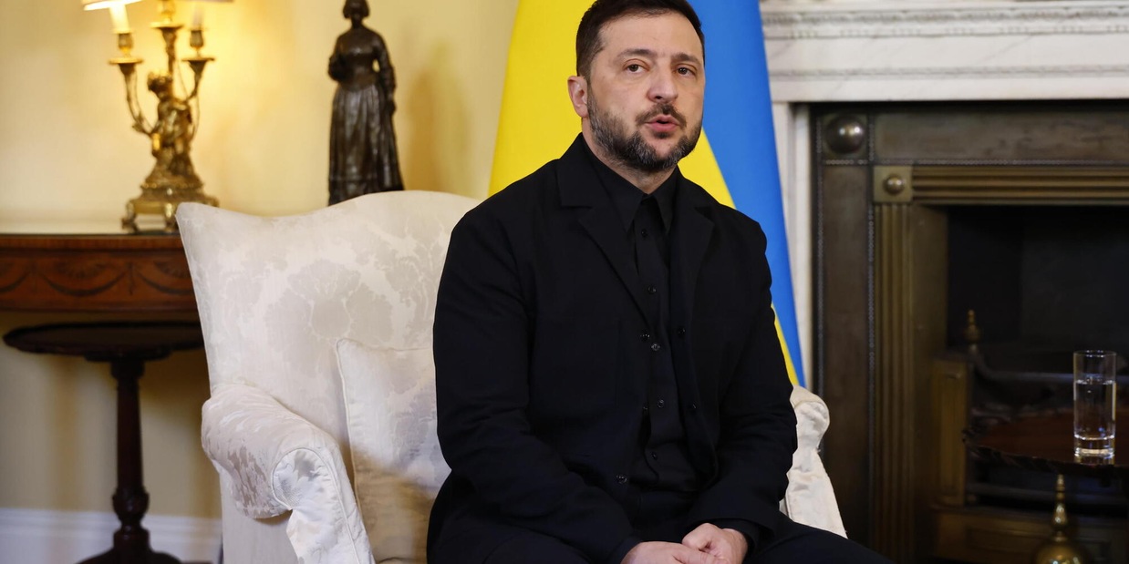 
            
            Zelensky, 'Putin vuole disastro umanitario in inverno'
          